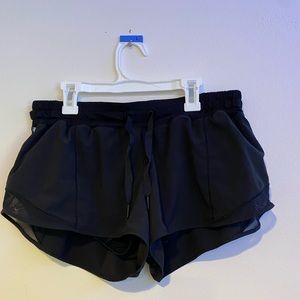 BLACK LULULEMON SHORTS